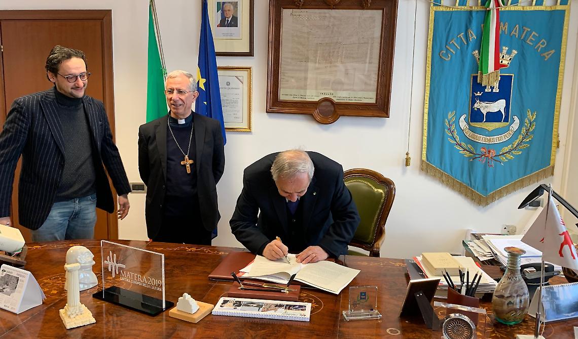 Turismo religioso, un'intesa tra il Comune di Matera, l'Arcidiocesi e Terre di Luce