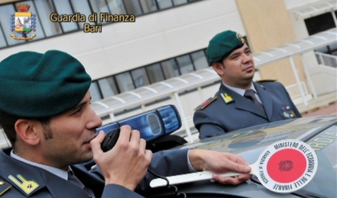 Lesina,  finanzieri perquisiscono la casa dell'amico di Salvini 