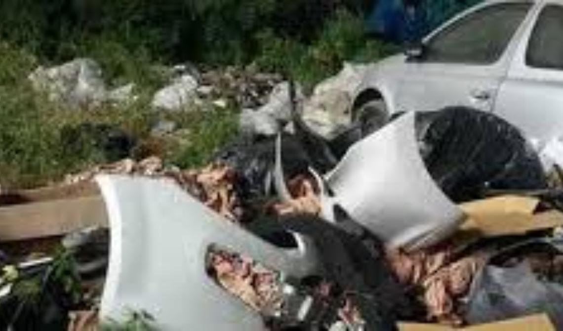 Gestione illecita di rifiuti pericolosi, denunciata 2 ditte in azione nel Potentino