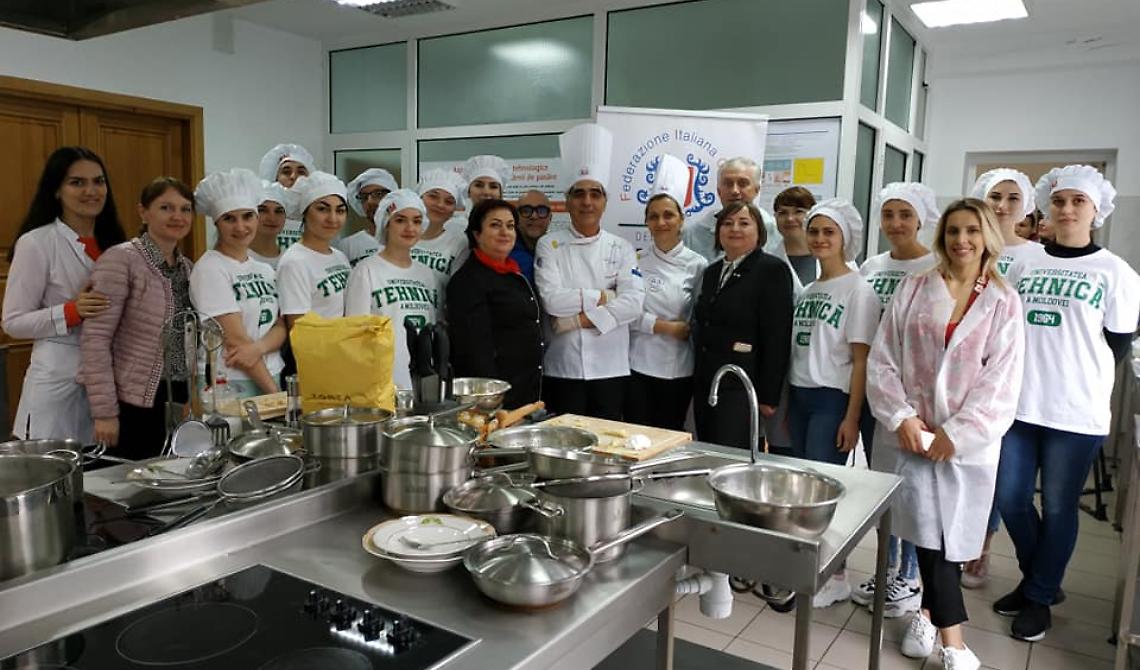 Strascinati, orecchiette e fusilli con sughi lucani fanno impazzire la Moldavia