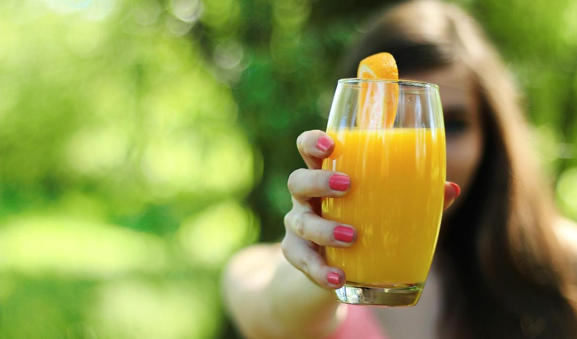 Attenzione ai succhi, rischi di arrivare alla frutta