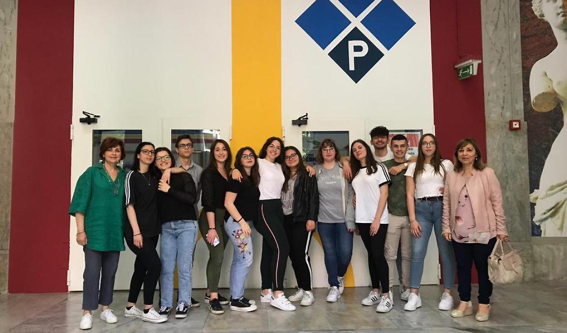 Le ragazze e i ragazzi del "Poerio" hanno la lingua lunga e in quella straniera sono imbattibili