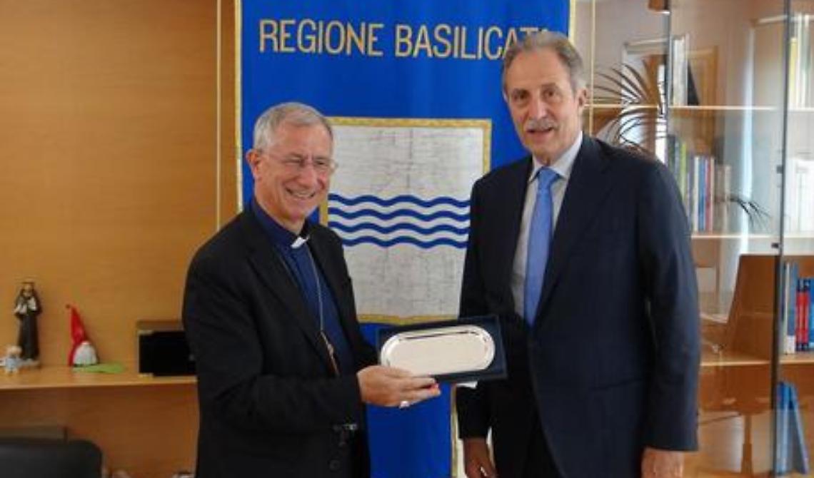 Religione, Bardi riceve l'arcivescovo di Matera-Irsina