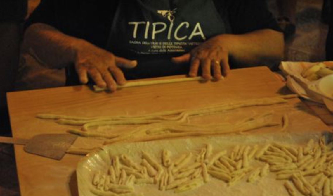 Al via "Tipica": la sagra dell'olio e delle tipicità di Vietri di Potenza