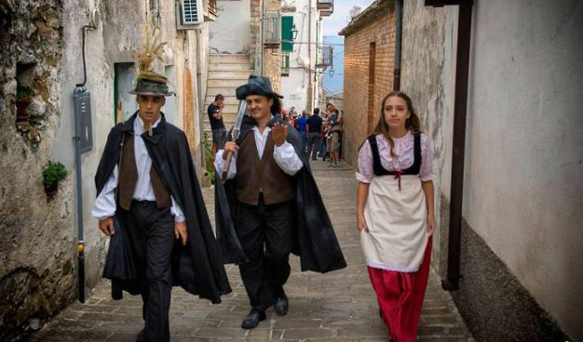 “Sogno di una notte a quel paese”, a Colobraro il viaggio tra “Magico e Fantastico”
