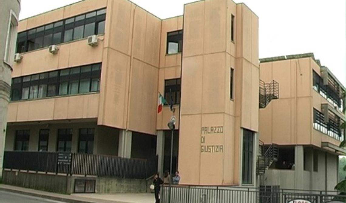 A Lagonegro il "supermarket in pianta stabile" della droga in pieno centro: due arresti