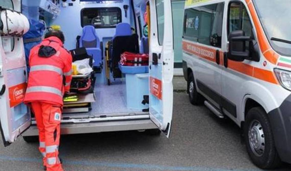 Anziano colto da malore nella stazione di Potenza, salvato dalla Polizia ferroviaria
