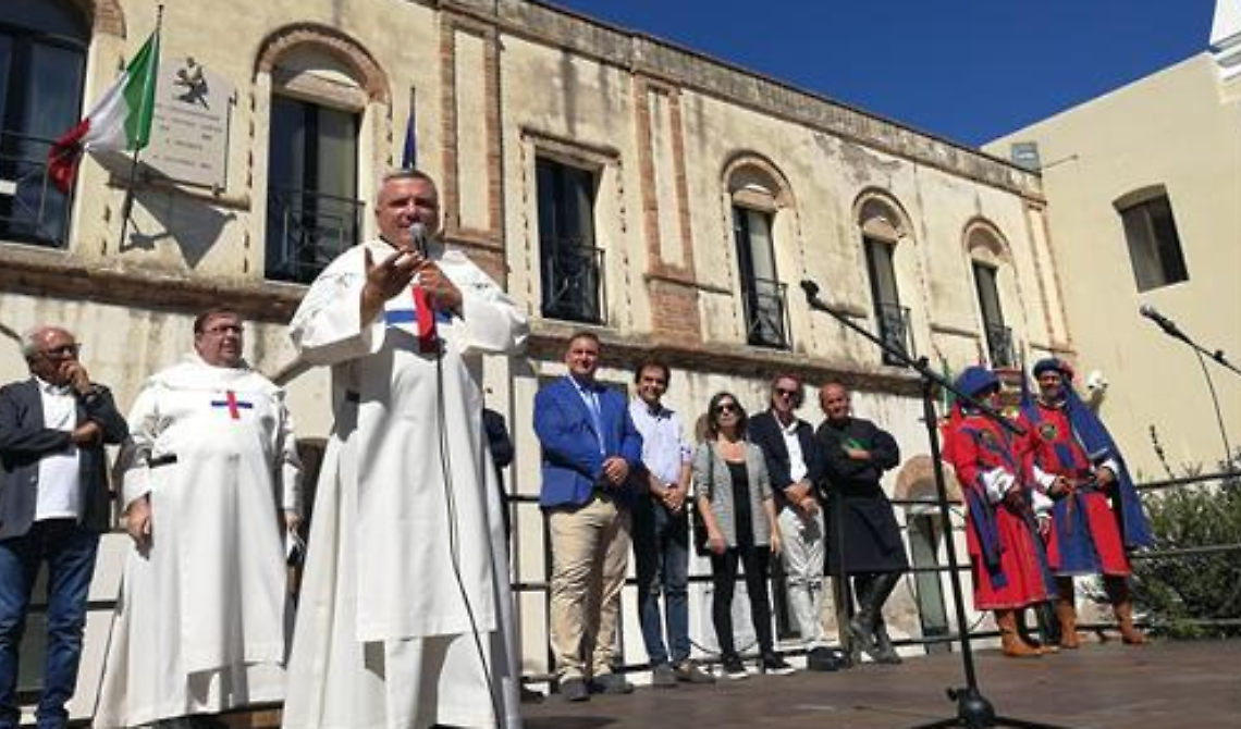Con l'arrivo a Bernalda si chiude il viaggio a cavallo dei padri trinitari
