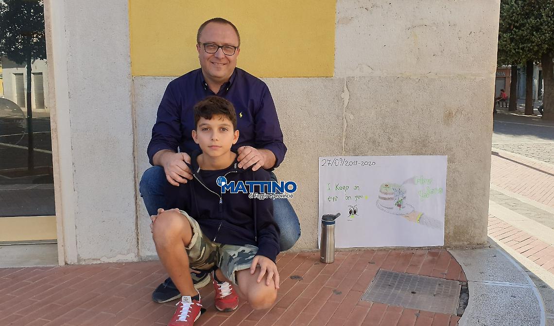 Potito, difensore solitario del clima. Emiliano: "E' il mio eroe"