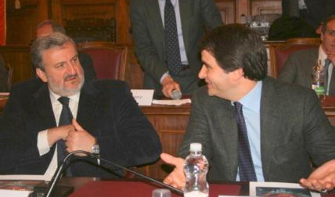 Regionali, Emiliano: "Il centrodestra candiderà Fitto, che è forte. Noi cosa aspettiamo a fare le primarie?"