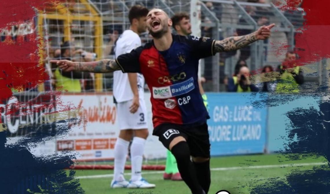 Il Potenza travolge la Viterbese: allo stadio "Viviani" finisce 3 a 0  per i lucani