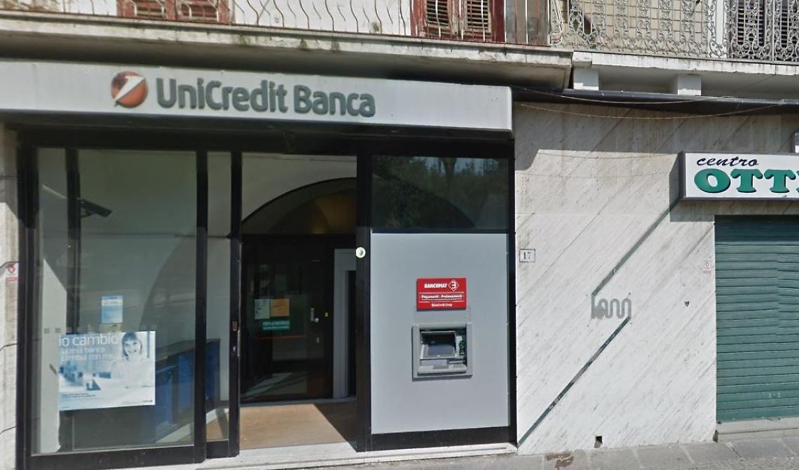 Orta Nova, assalto al furgone portavalori dell'Unicredit