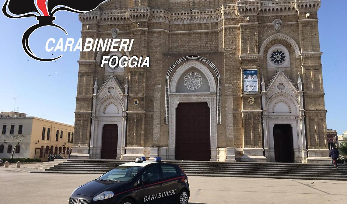 Acciuffato dai Carabinieri il ladro di gioielli e 4mila roon rumeni in una casa a Cerignola