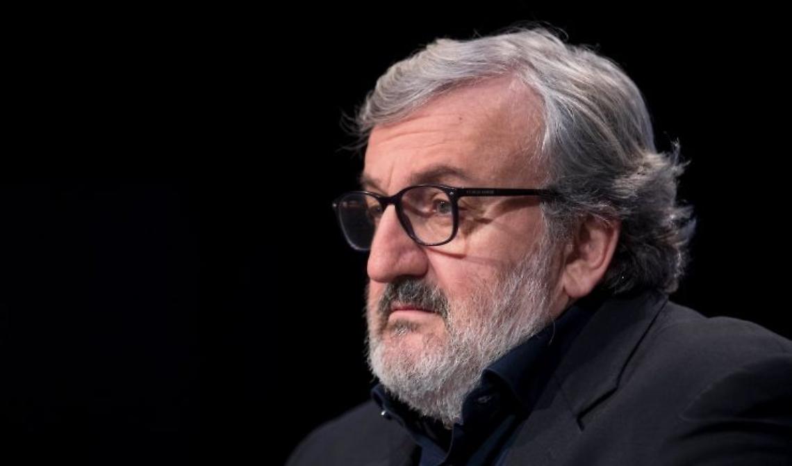 Giornalisti rivelano inchiesta su Emiliano: sequestrati i loro telefonini e indagati per favoreggiamento nella fuga di notizie