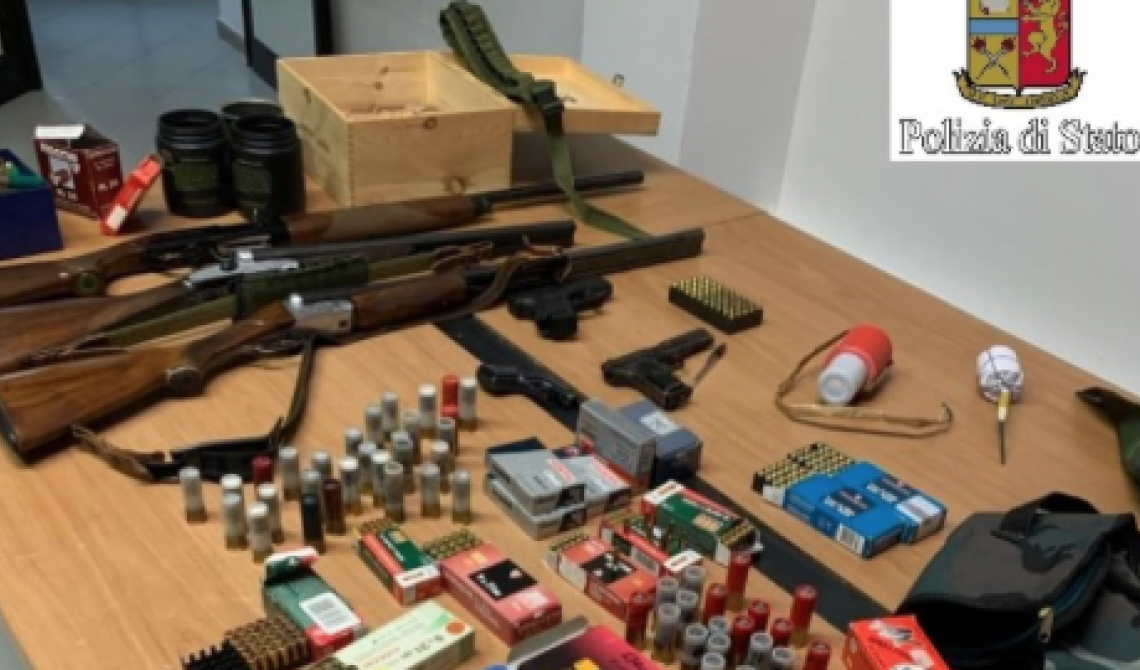 Arrestato noto ristoratore di Vieste: in casa nascondeva un arsenale