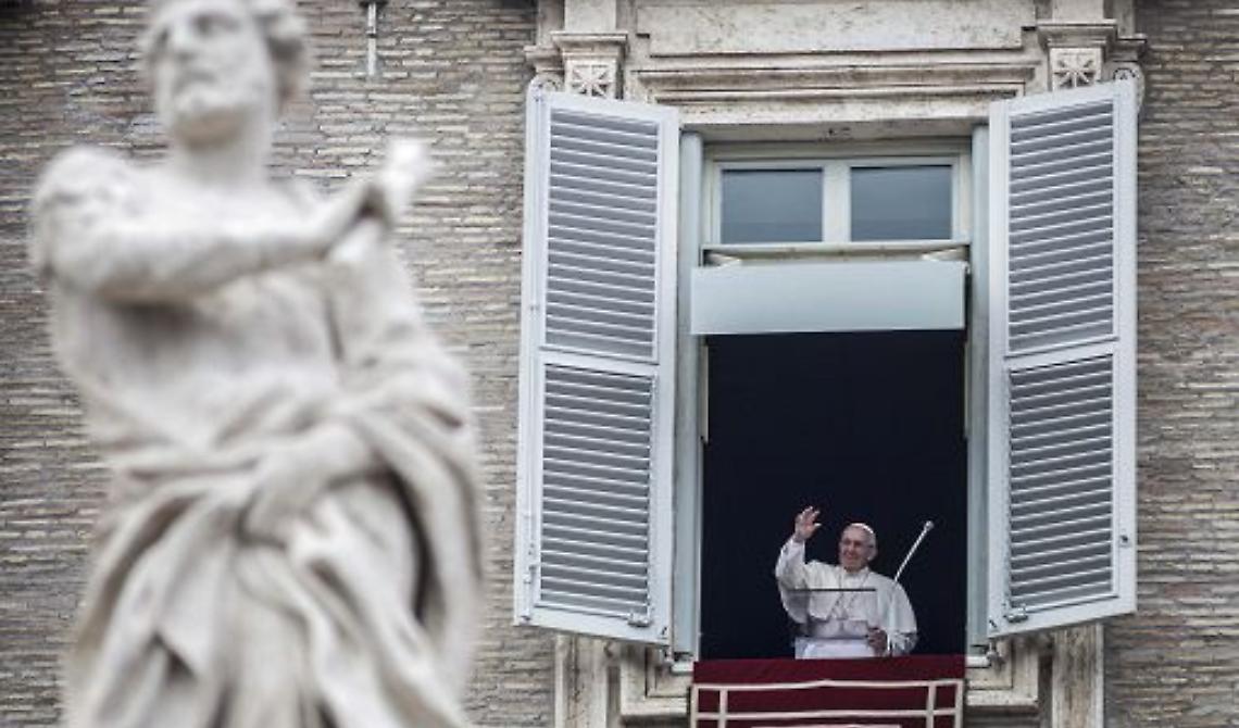 Durante l'Angelus il Papa ringrazia Comune e Diocesi di San Severo per l'intesa sul domicilio ai migranti