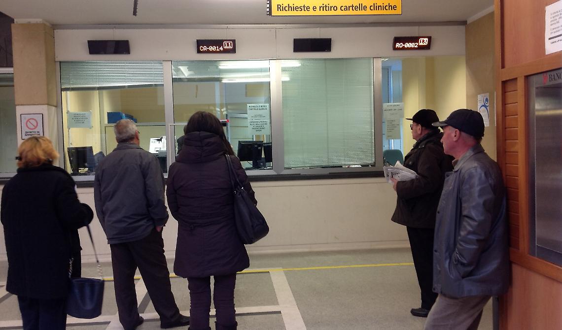 "Prenotazioni sanitarie lente e inefficienti": la denuncia di Adoc Basilicata
