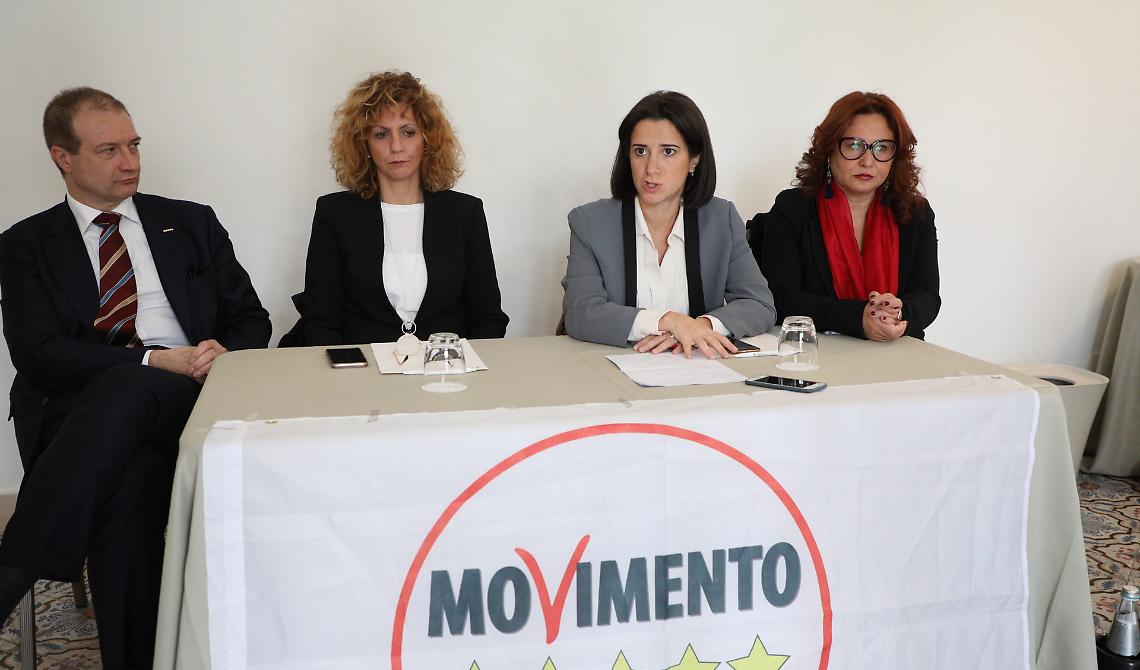 Regionali, Laricchia e Lezzi (M5S): «Dalla prossima settimana riunioni provinciali per la stesura del programma»