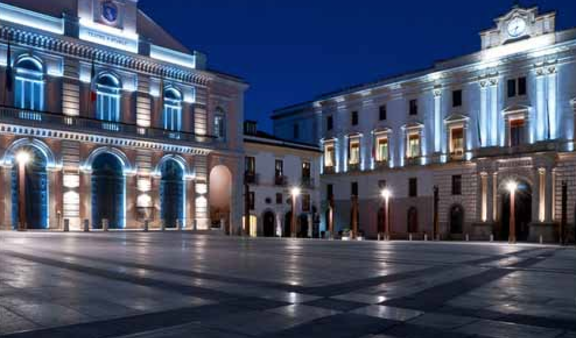 Per la giornata mondiale dell'infanzia, Potenza si veste di blu