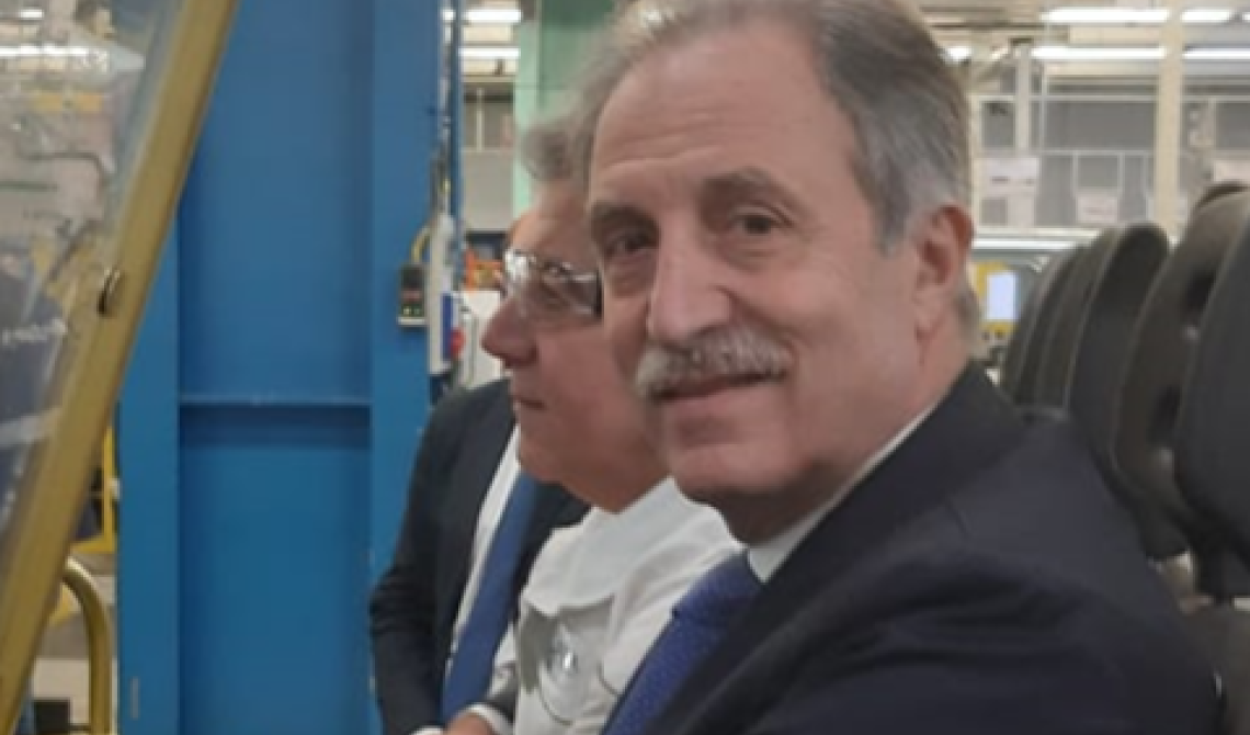 Fca di Melfi, Bardi: "L'emblema del Sud che accetta la sfida dell'innovazione"