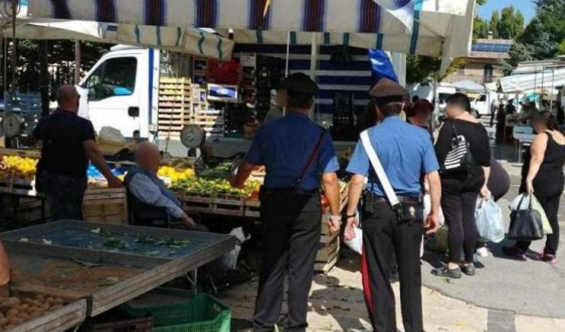Tre quintali di prodotti ortofrutticoli senza tracciabilità sequestrati ad un foggiano dai Carabinieri di Lacedonia