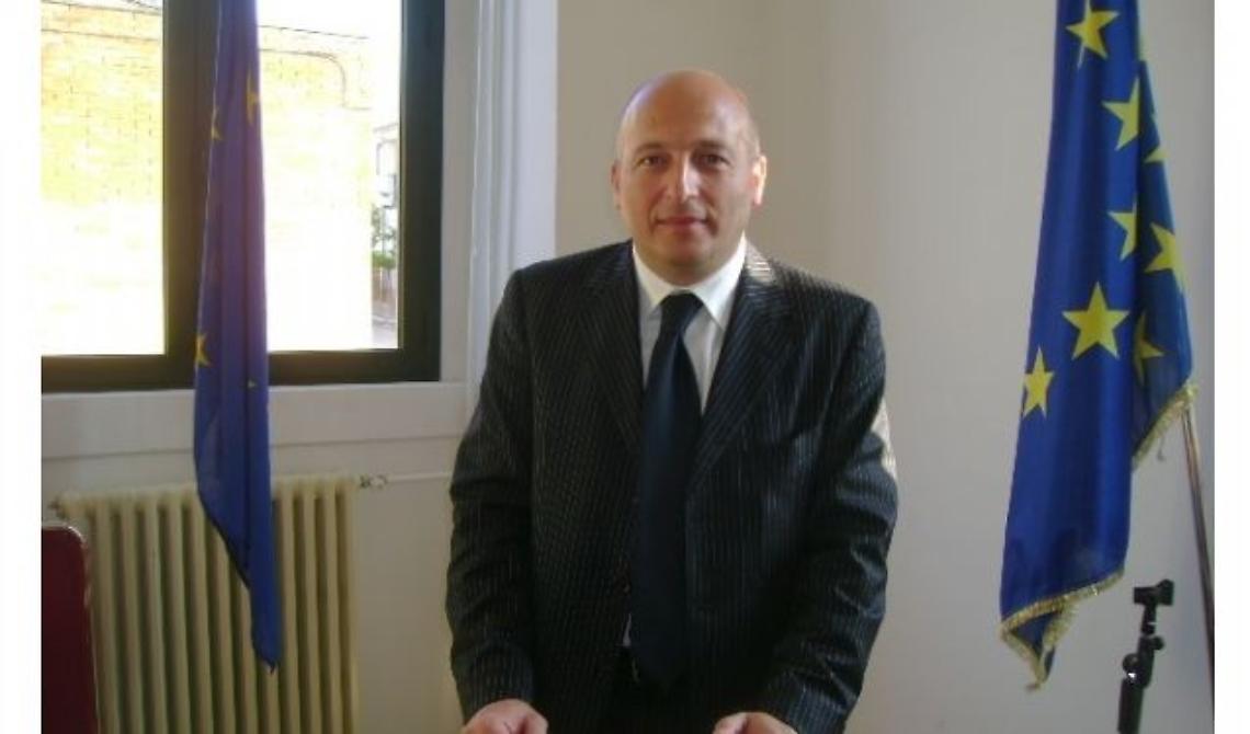 Il fortino economico del Gal Meridaunia, in cui si era arroccato Casoria, fa gola: sfiorata la rissa per l'elezione di De Vita
