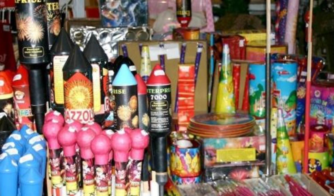 In trasferta a Napoli per acquistare 50 chili di botti illegali, sgamato 31enne di Foggia