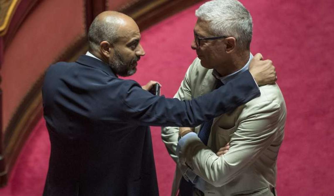 Morra a Paragone: "Se siamo il nulla perché non te ne sei andato?"