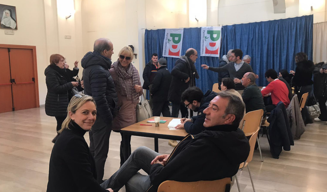 Primarie del centrosinistra in Puglia per scegliere il candidato presidente del Regione, a mezzogiorno 30mila votanti