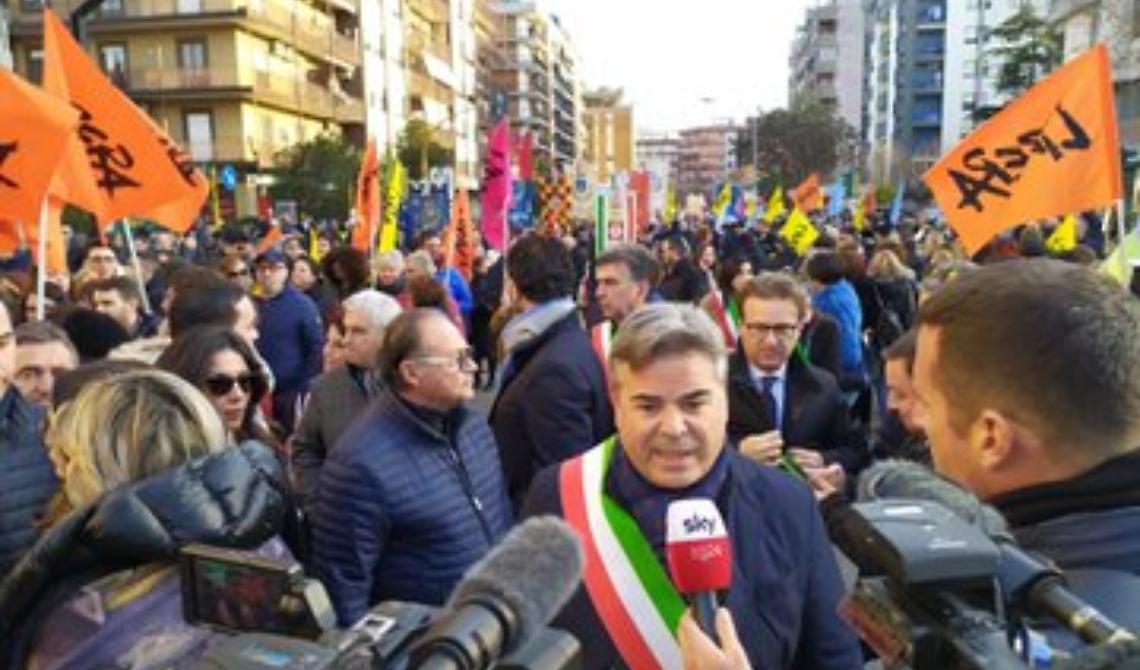 La solidarietà di Landella a Vigilante: "Minacce infami da una criminalità parassitaria che è minoranza"