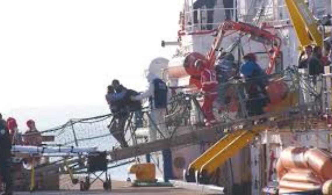 I minori della Sea Watch 3 sbarcati a Taranto saranno ripartiti anche tra Foggia e Potenza