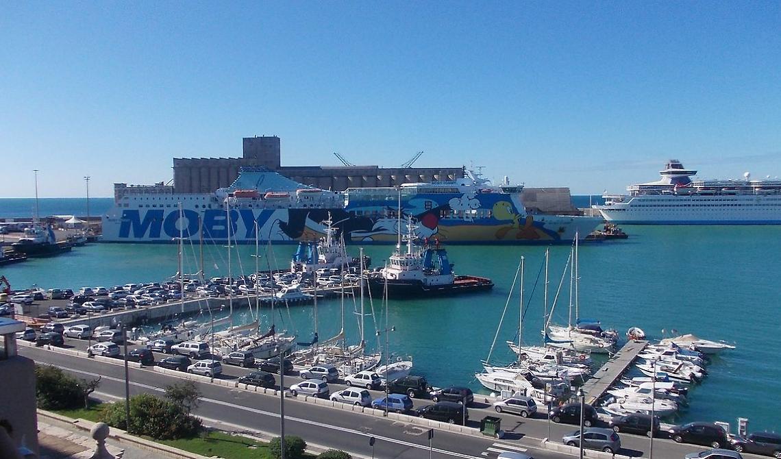 Arrestato a Civitavecchia dalla GdF latitante cerignolano proveniente dalla Spagna