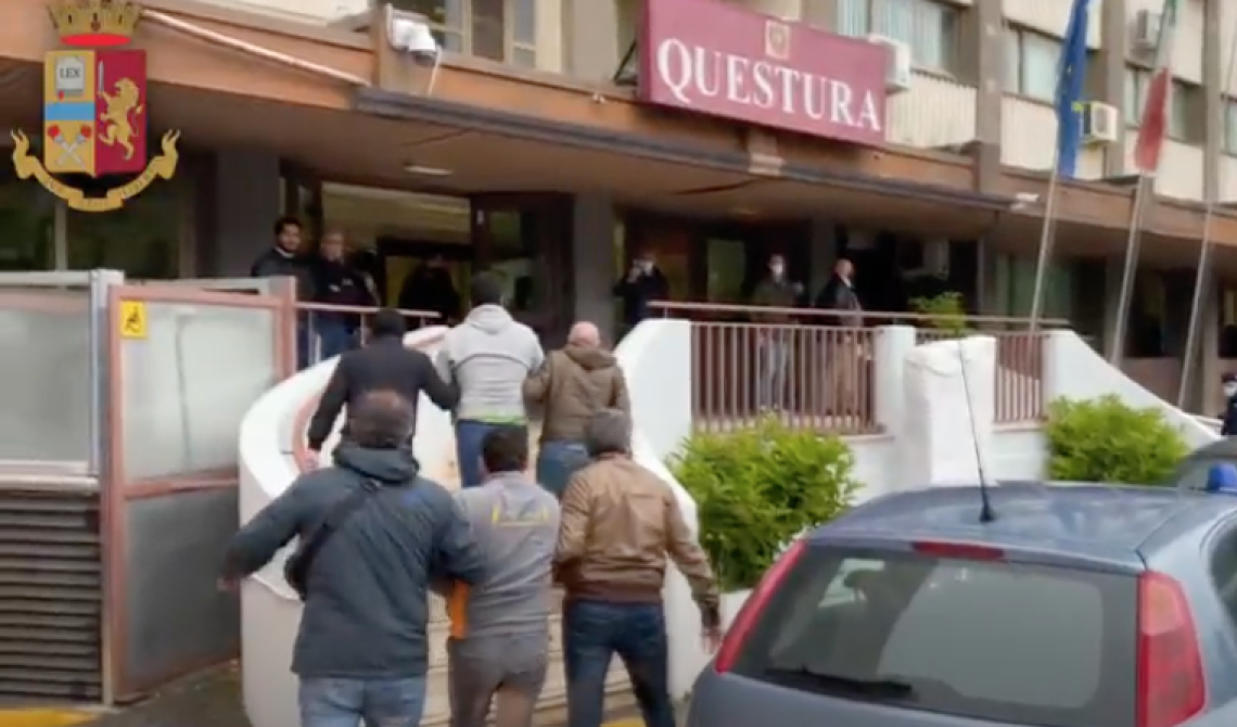 Rivolta al carcere di Foggia: 41 arrestati, si cercano altri 10 detenuti di piccolo calibro