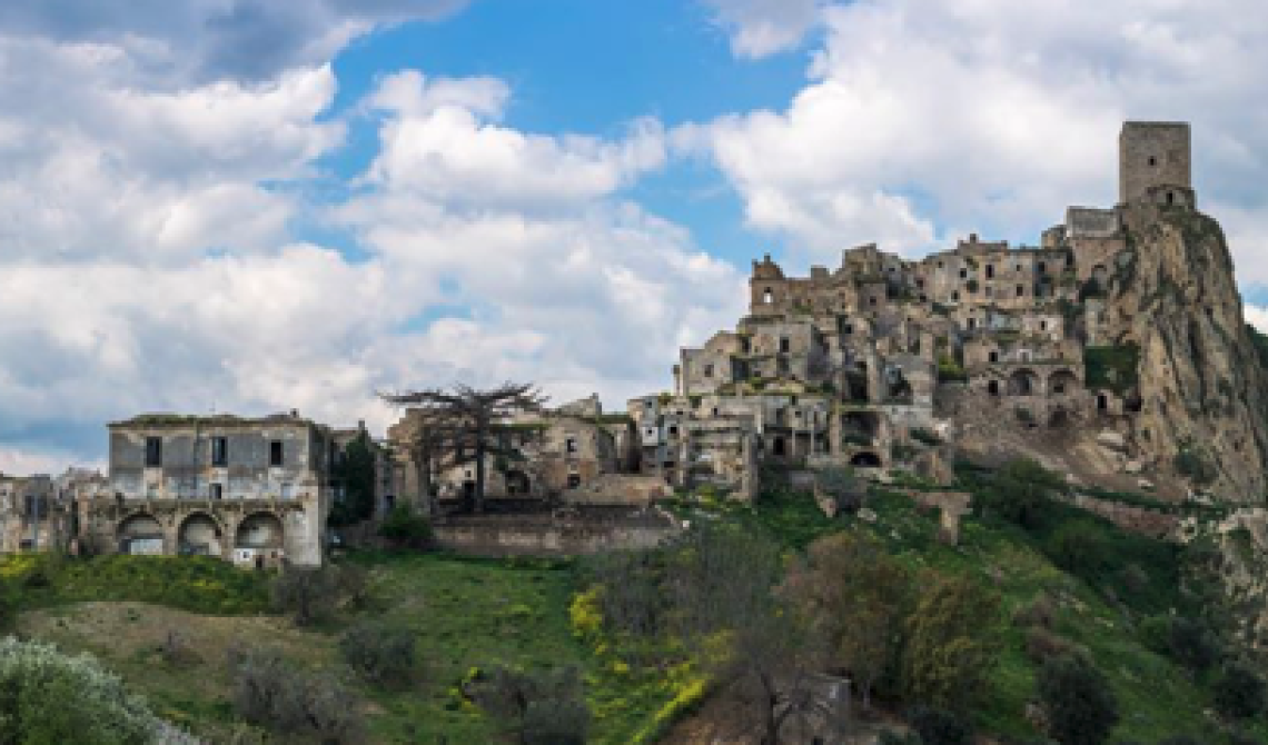 Craco Vecchia: il borgo fantasma che rischia di “sparire”