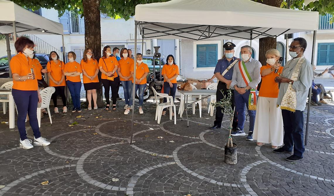 Bella:  l’associazione “Io Isabella” dona alla cittadina 1.300 mascherine 