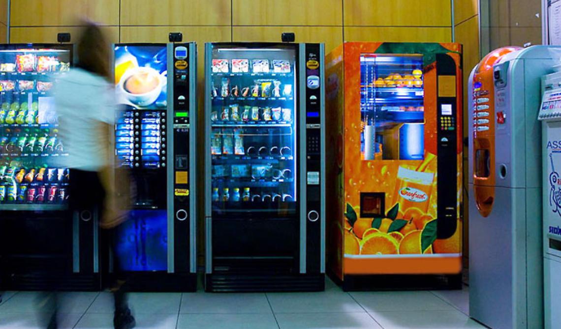 Foglio di via da Potenza per due minorenni di Foggia sorpresi a scassinare distributori automatici