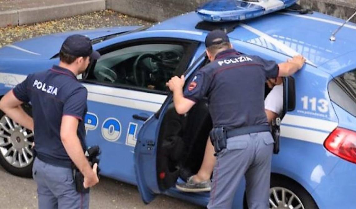 La Polizia acciuffa  pregiudicato di San Marco in Lamis che forza posto di blocco nel Napoletano
