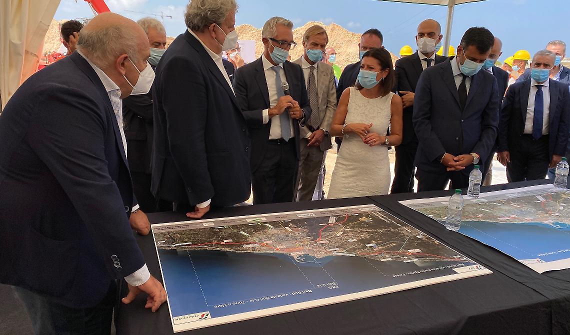 De Micheli: 20 milioni di euro dal Mit per il completamento della strada a scorrimento veloce del Gargano