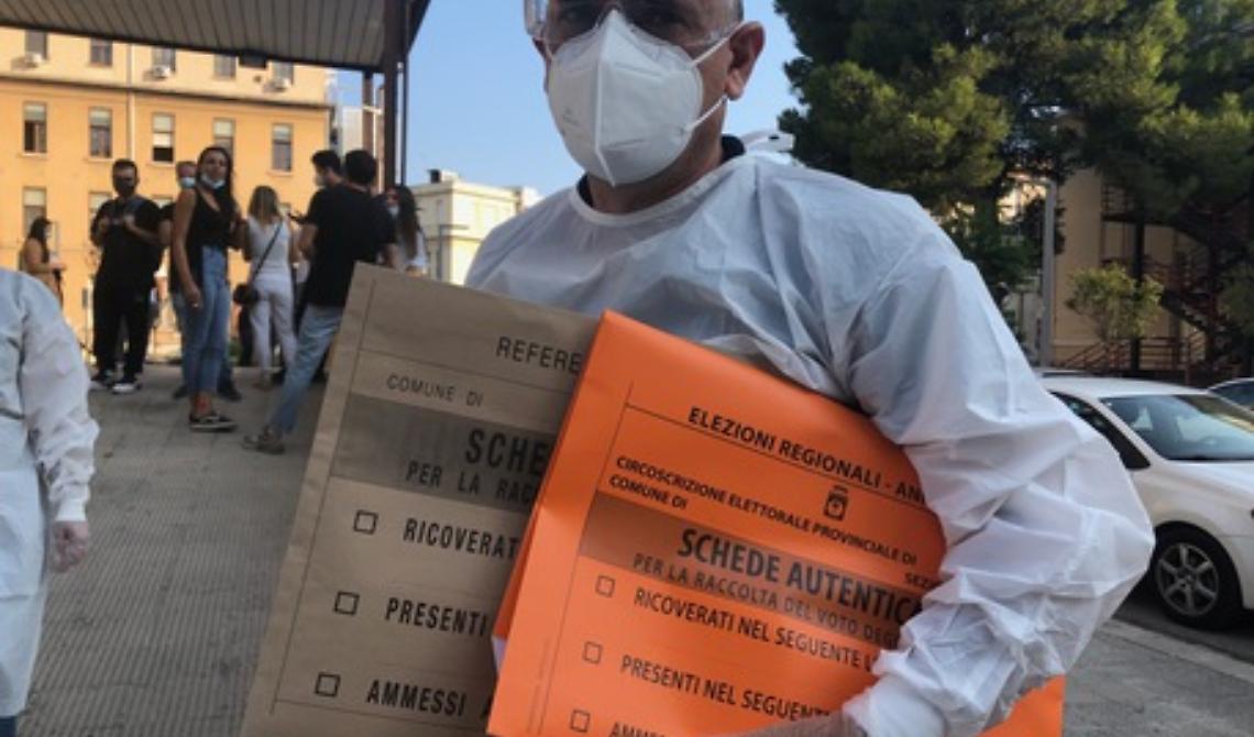 Elezioni, operativi in Puglia i seggi mobili itineranti per i votanti in quarantena da Coronavirus