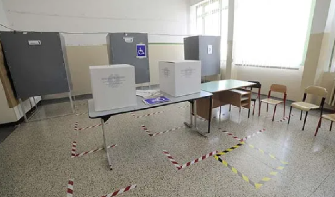 Elezioni in Puglia, positivo al Coronavirus va al seggio a votare