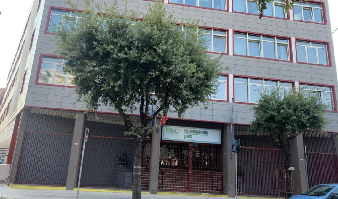 Coronavirus, dipendente Asl contagiato: chiuso poliambulatorio di piazza della Libertà a Foggia