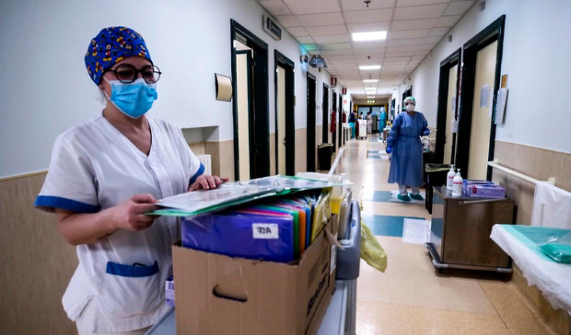 Fonti sindacali riferiscono di nove nuovi contagiati in strutture ospedaliere: tre a Melfi e sei a Villa d'Agri
