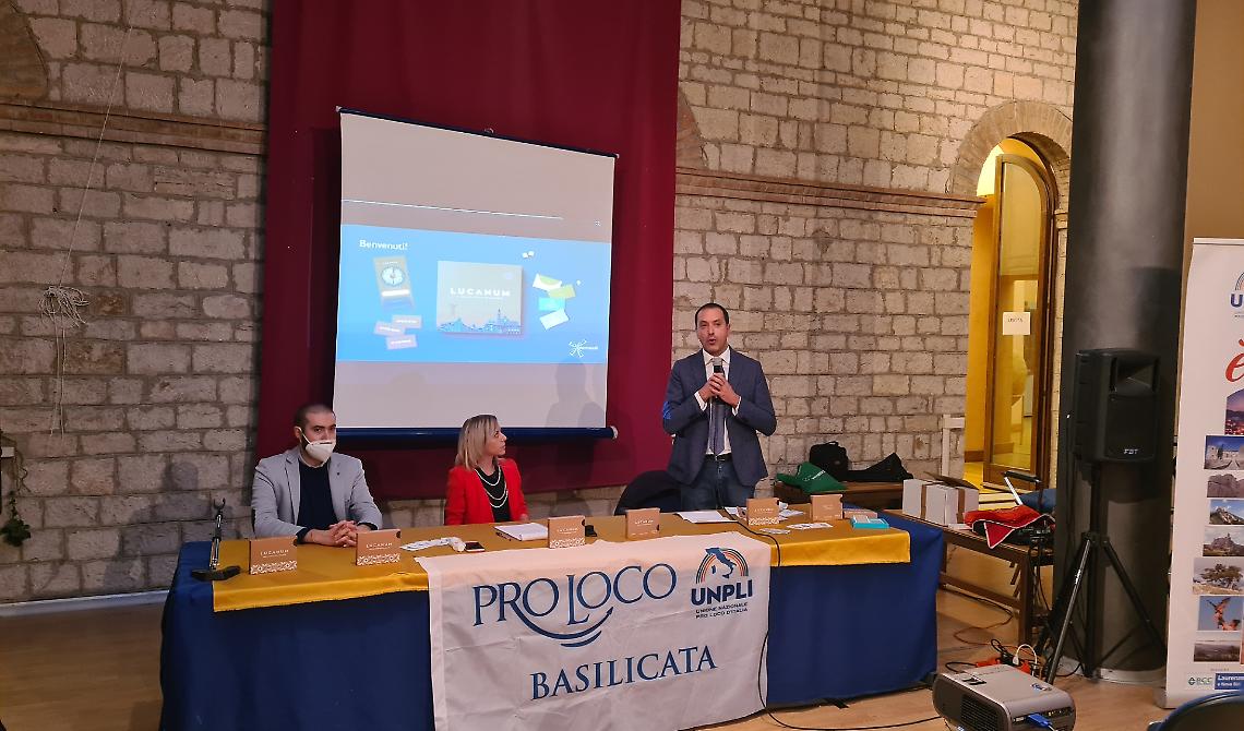 Presentate a Potenza le Carte da gioco “Lucanum” con le Pro Loco