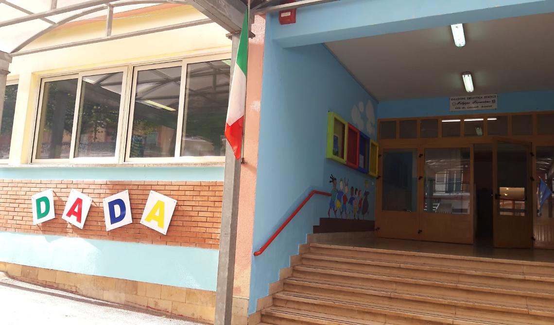 A Vico le insegnanti erano contagiate ma nessuno ha detto nulla ai genitori che continuavano a mandare i figli a scuola