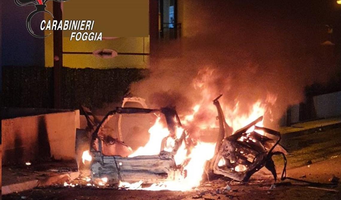 I Carabinieri di San Giovanni Rotondo acchiappano il "fochista" delle auto