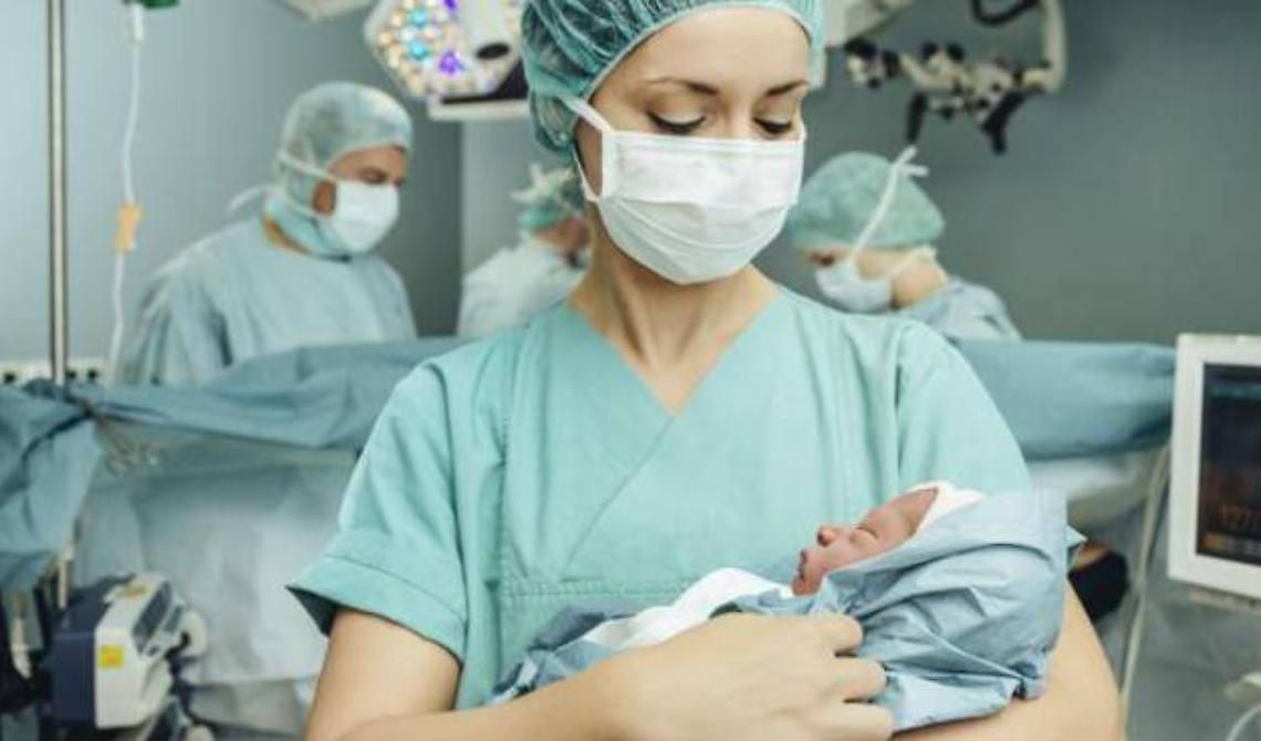 La vita vince sempre: al Policlinico di Bari nessuno dei neonati dalle mamme contagiate da Coronavirus  è risultato positivo