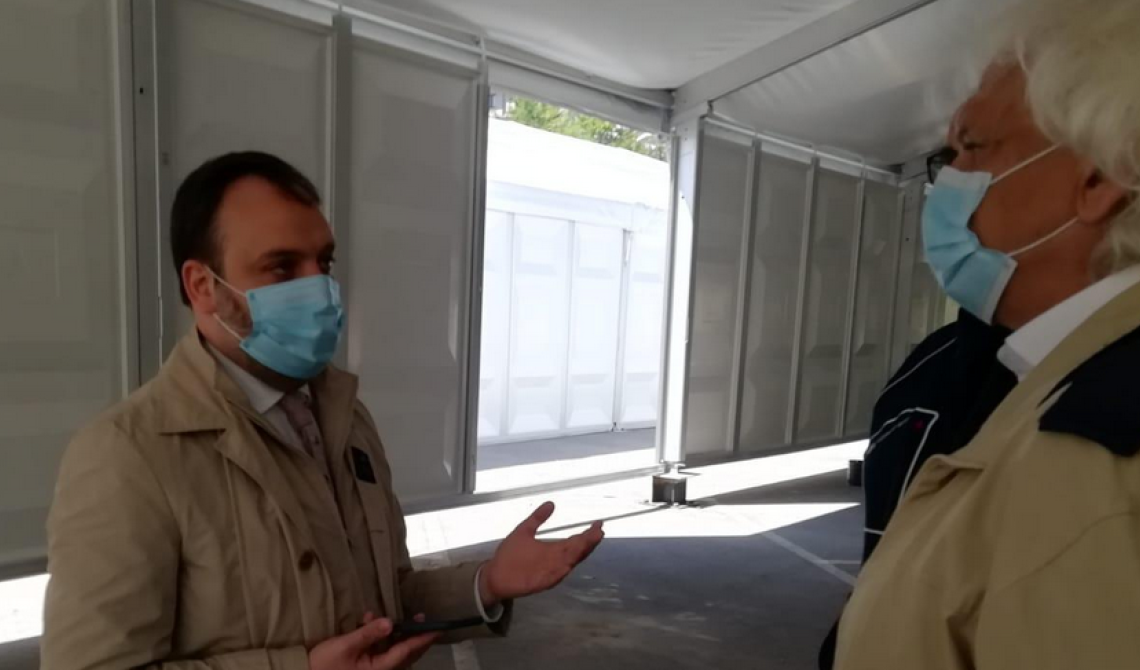 Polese in fissa per l'ospedale pilotato da Speranza in Basilicata: «Nessun luxury hospital ma solo due tende per fare i vaccini»