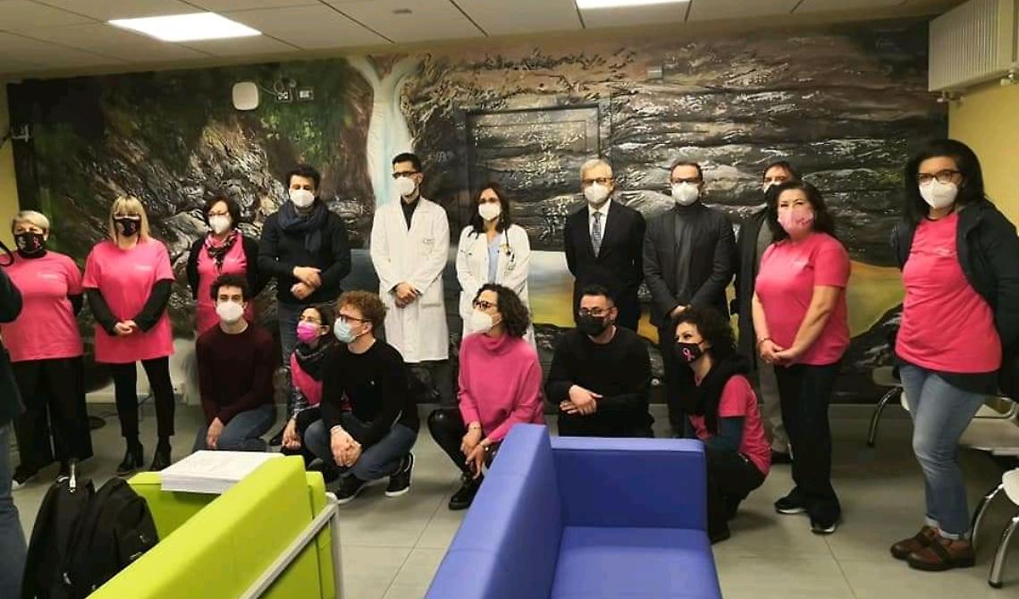 Salta la festa di fine liceo: l'intero ricavato delle quote al San Carlo