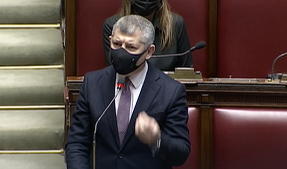 Crisi di governo, replica senza dignità del "foggiano" Scalfarotto alla Camera: «Con un governo migliore Italia Viva ci sarà»