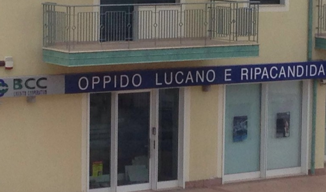 Bancario sottrae 2 milioni di euro a quattro Comuni lucani. Operazione Guardia di finanza: quattro arresti, due in carcere e due ai domiciliari